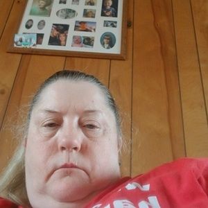 Meet your Posher, Sylvia